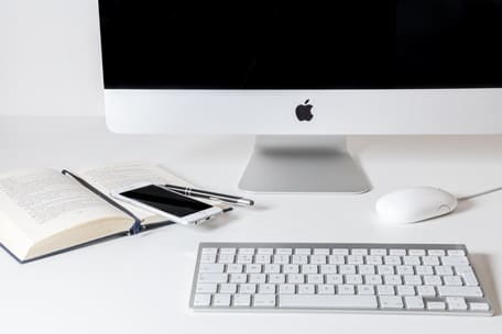 looking at the big 선불유심판매 picture: free iphone entertainment